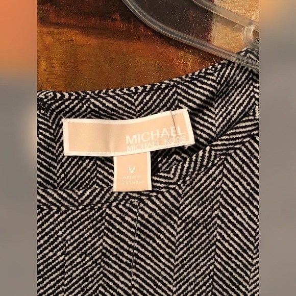 MICHAEL KORS LS Black & White Chevron Dress M NWT - Picture 8 of 8